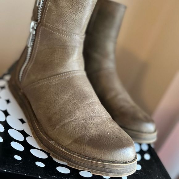 Taupe Combat Boots   - Picture 5 of 6